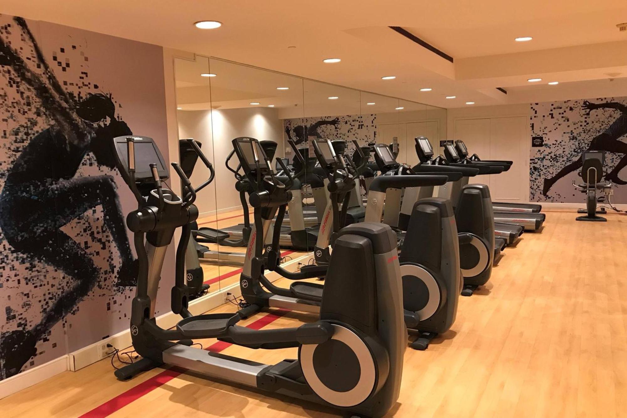 Sheraton Laval Hotel Dış mekan fotoğraf